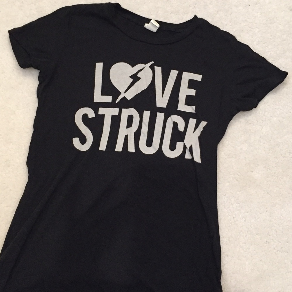black t-shirt